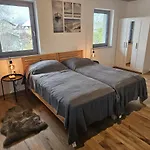Hoch2 - Modern, Komfortabel & 24h Self-check-in Mit Parkplatz Appartement *