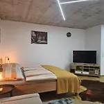 Hoch2 - Modern, Komfortabel & 24h Self-check-in Mit Parkplatz 公寓 Mattighofen