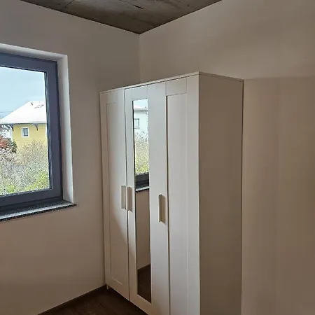 Lägenhet Hoch2 - Modern, Komfortabel & 24h Self-check-in Mit Parkplatz *