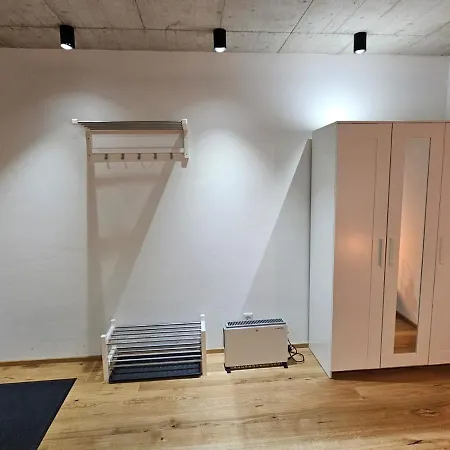 Hoch2 - Modern, Komfortabel & 24h Self-check-in Mit Parkplatz Lägenhet *