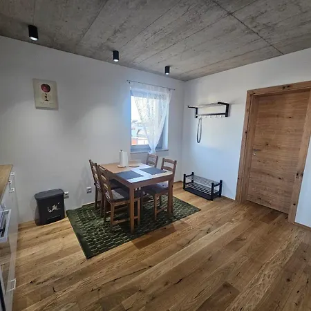 Hoch2 - Modern, Komfortabel&24h Self-check-in Mit Parkplatz *