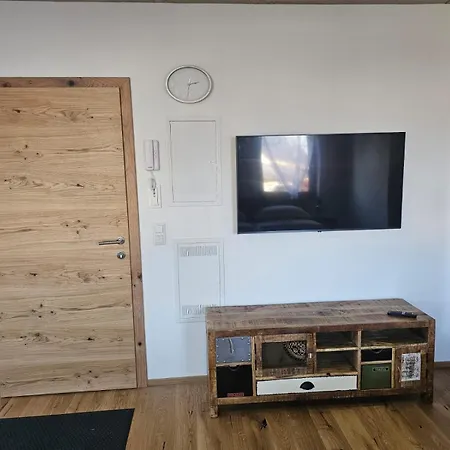 Hoch2 - Modern, Komfortabel&24h Self-check-in Mit Parkplatz