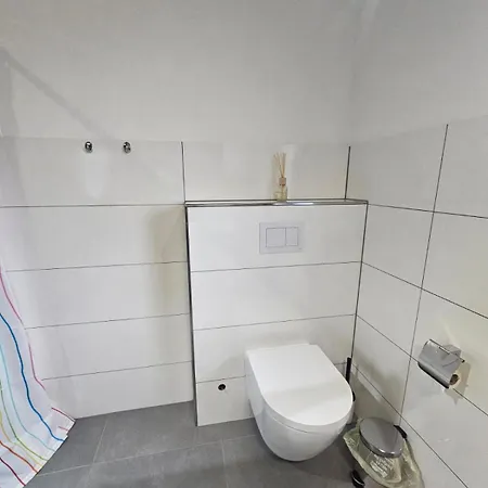 Lägenhet Hoch2 - Modern, Komfortabel & 24h Self-check-in Mit Parkplatz *