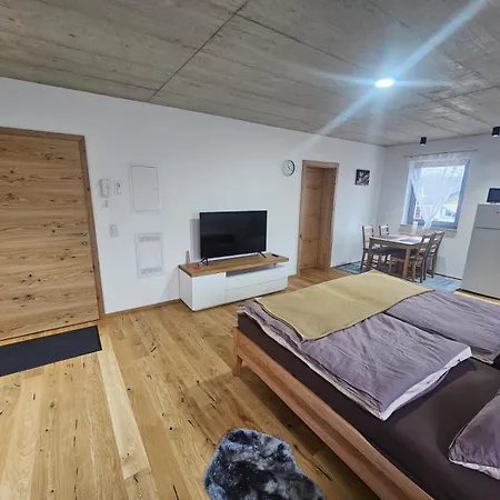 Hajdar & Merisa - Self Check-in 24h *