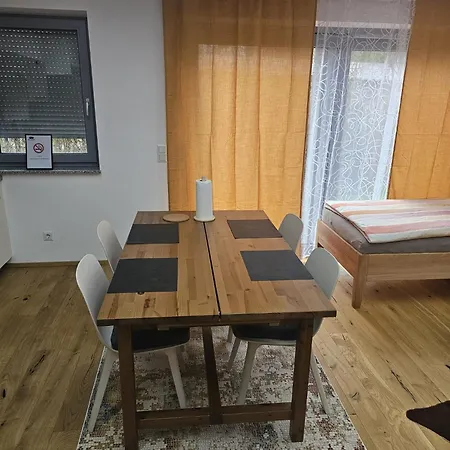 Hoch2 - Modern, Komfortabel&24h Self-check-in Mit Parkplatz Mattighofen