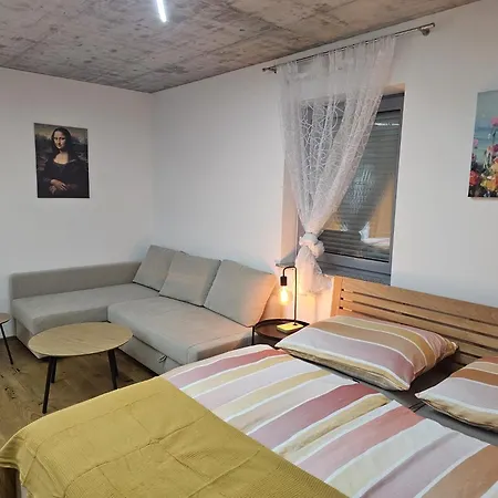 דירה Hoch2 - Modern, Komfortabel & 24h Self-check-in Mit Parkplatz *