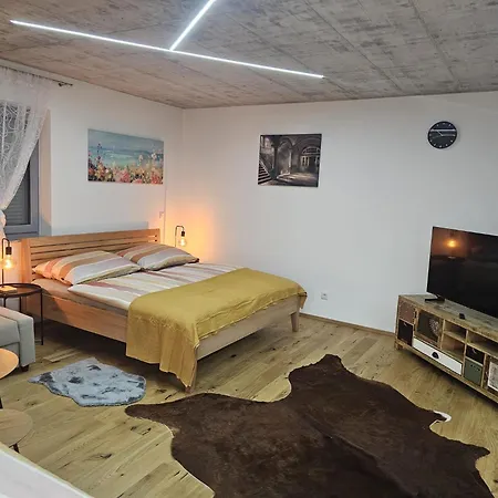 Hoch2 - Modern, Komfortabel & 24h Self-check-in Mit Parkplatz Lägenhet *