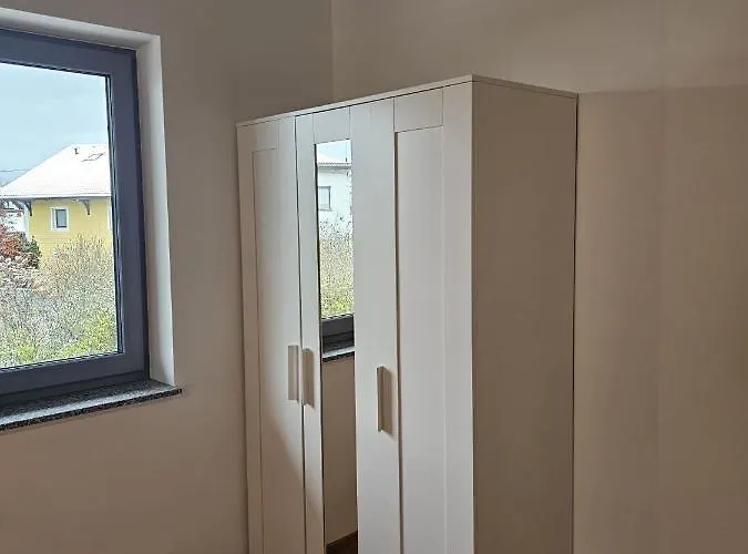 Apartment Hoch2 - Modern, Komfortabel & 24h Self-check-in Mit Parkplatz *