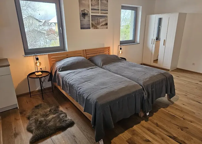 Hoch2 - Modern, Komfortabel & 24h Self-check-in Mit Parkplatz Apartment *