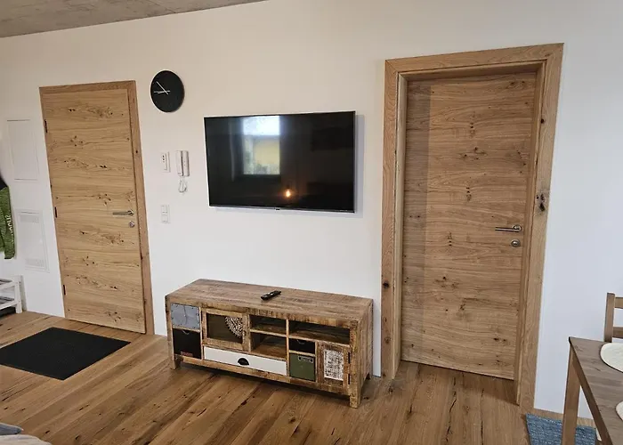 Hoch2 - Modern, Komfortabel & 24h Self-check-in Mit Parkplatz *