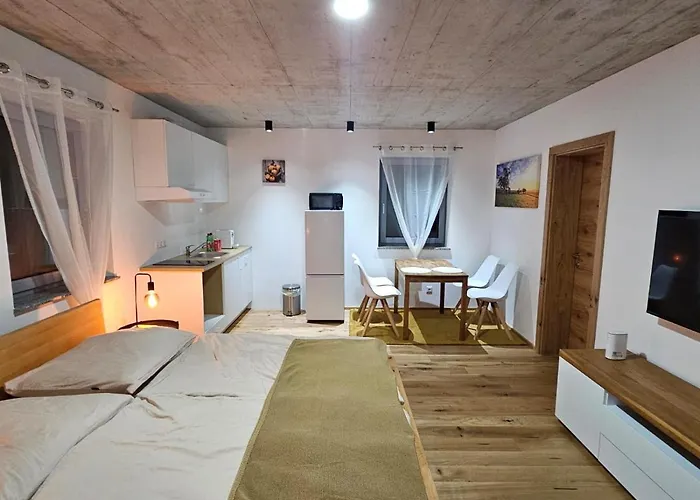 Hoch2 - Modern, Komfortabel & 24h Self-check-in Mit Parkplatz Apartmán *