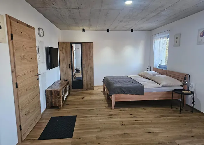 Lejlighed Hoch2 - Modern, Komfortabel & 24h Self-check-in Mit Parkplatz Mattighofen