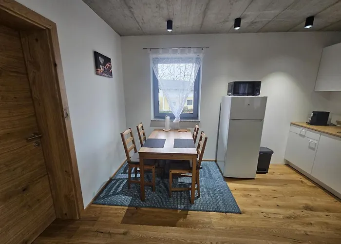 Apartmán Hoch2 - Modern, Komfortabel & 24h Self-check-in Mit Parkplatz *