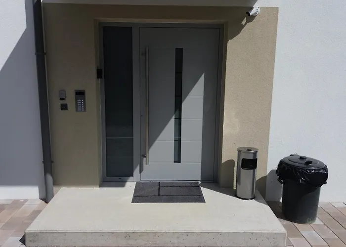 Apartment Hoch2 - Modern, Komfortabel & 24h Self-check-in Mit Parkplatz *