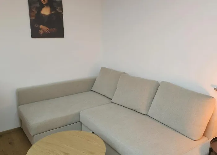 Hoch2 - Modern, Komfortabel & 24h Self-check-in Mit Parkplatz Apartment *