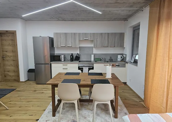 Hoch2 - Modern, Komfortabel & 24h Self-check-in Mit Parkplatz Lejlighed Mattighofen