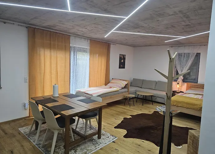 Hoch2 - Modern, Komfortabel & 24h Self-check-in Mit Parkplatz Lejlighed