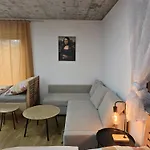 Hoch2 - Modern, Komfortabel & 24h Self-check-in Mit Parkplatz