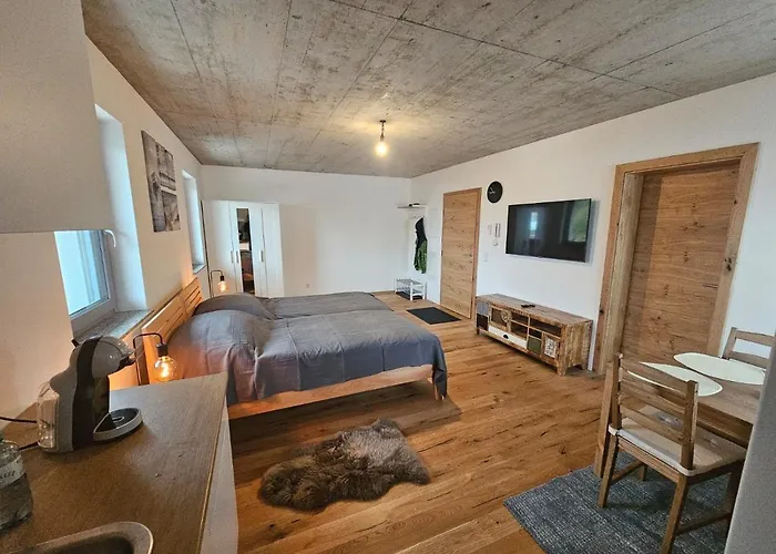 Hoch2 - Modern, Komfortabel & 24h Self-check-in Mit Parkplatz