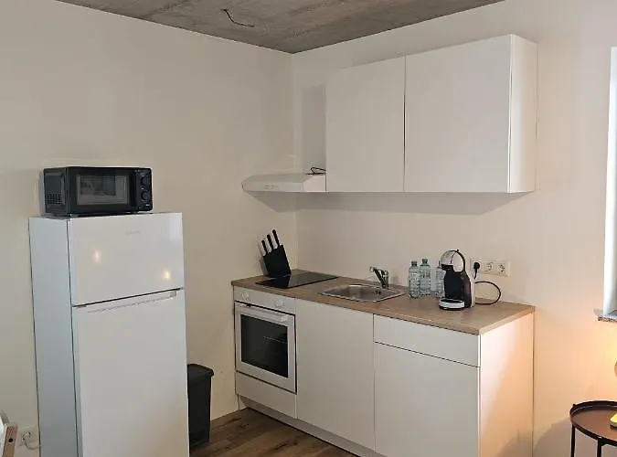 Hoch2 - Modern, Komfortabel & 24h Self-check-in Mit Parkplatz Appartamento