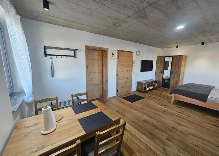 Appartamento Hoch2 - Modern, Komfortabel & 24h Self-check-in Mit Parkplatz *