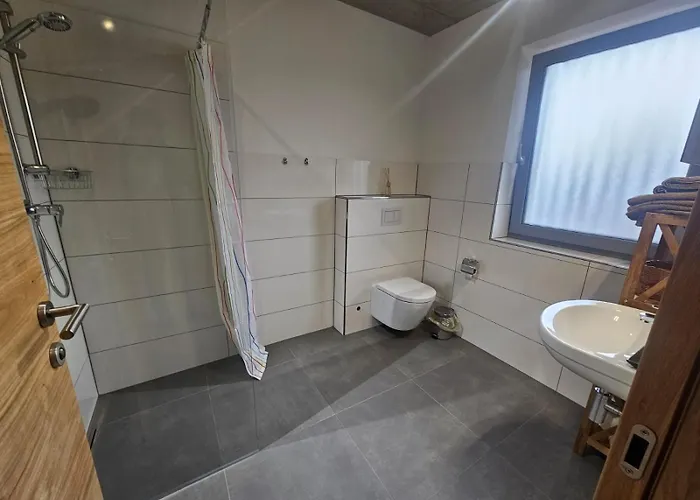 Hoch2 - Modern, Komfortabel & 24h Self-check-in Mit Parkplatz Appartamento Mattighofen