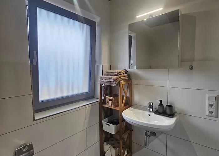 Appartamento Hoch2 - Modern, Komfortabel & 24h Self-check-in Mit Parkplatz Mattighofen