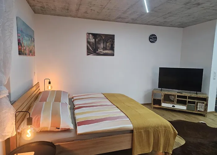 Hoch2 - Modern, Komfortabel & 24h Self-check-in Mit Parkplatz Appartamento Mattighofen