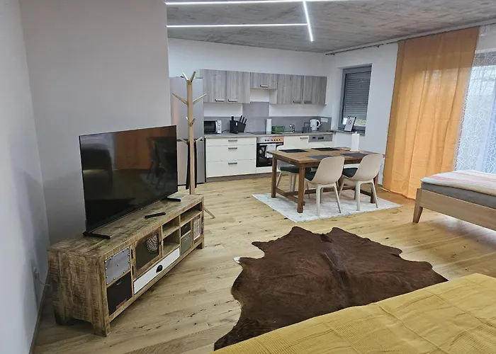 Hoch2 - Modern, Komfortabel & 24h Self-check-in Mit Parkplatz *