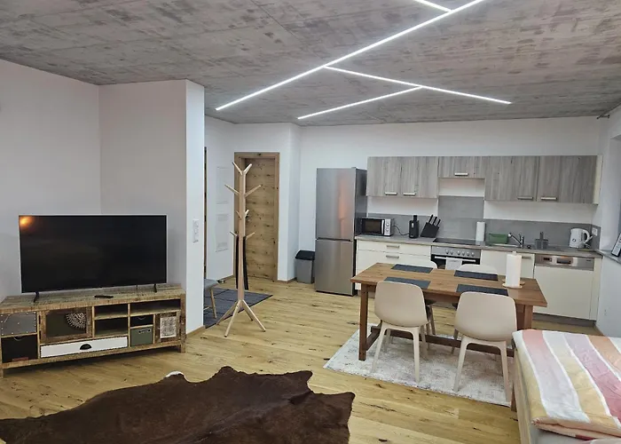 Hoch2 - Modern, Komfortabel & 24h Self-check-in Mit Parkplatz *